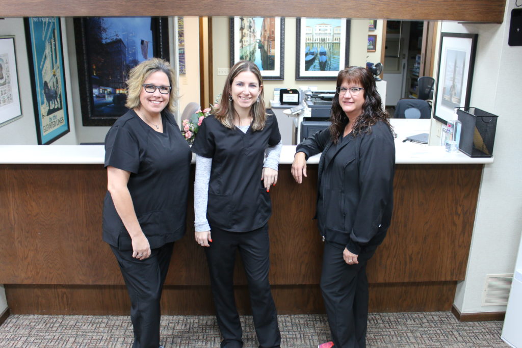 Front Office Schedulers for Bond Eye Associates' Pekin, IL office